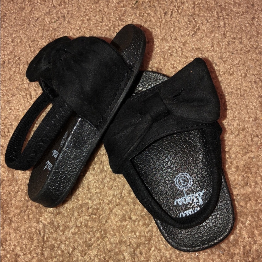 Baby shoes